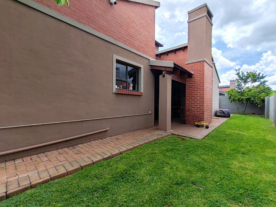 3 Bedroom Property for Sale in Grimbeeck Park North West